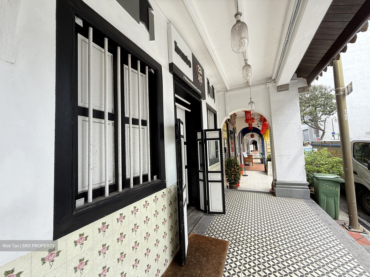 Telok Ayer Conservation Area (D1), Shop House #554352661